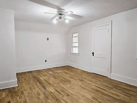 5th image of 414 3rd Ave S