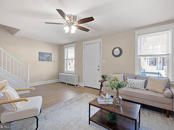 2nd image of 2708 Thompson Pl