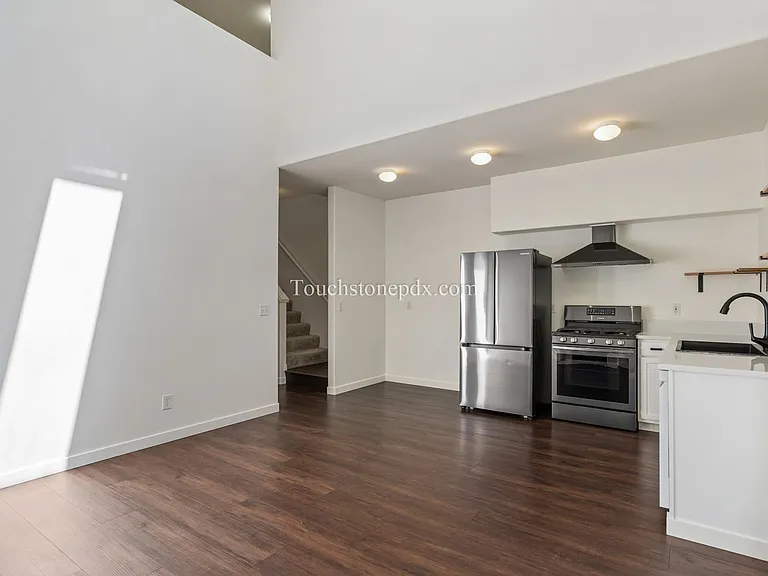 15508 SW Peridot Way — Photo 8
