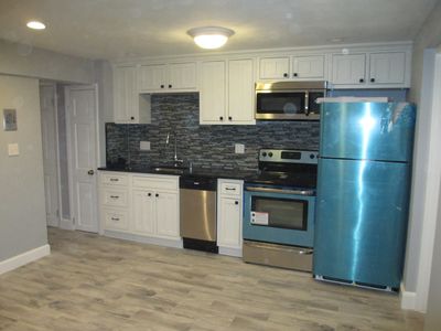 35 Montvale Ave APT 3, Woburn, MA, 01801
