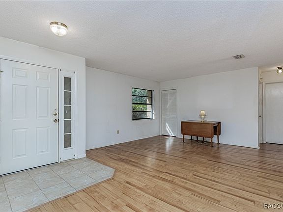 5th image of 5911 N Brookgreen Dr
