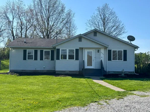 5682 Lock Rd, Centerburg, OH 43011