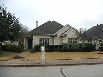1st image of 4916 Spearman Dr
