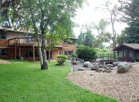 2nd image of 515 Viking Dr E