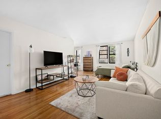 140 7th Ave APT 5A, New York, NY