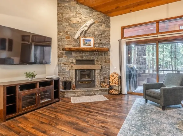 2112 Meridian Blvd #20, Mammoth Lakes, CA 93546