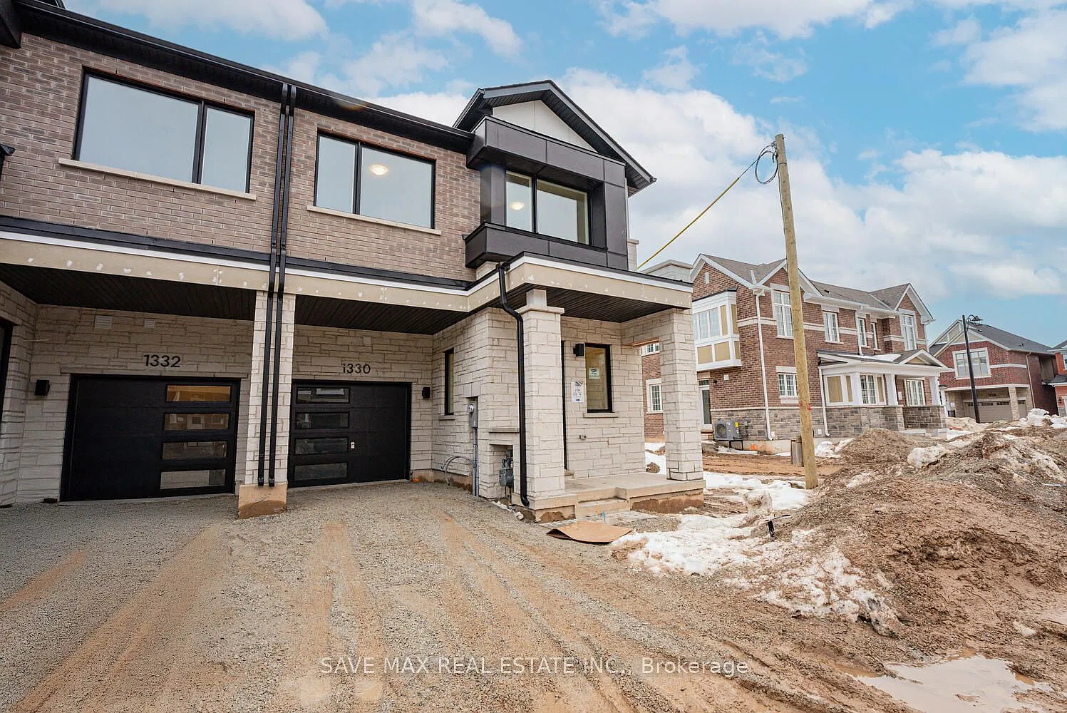 4 bed, $3,300 — Photo 2