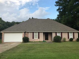 4 Canary Pl, Jackson, MS 39204