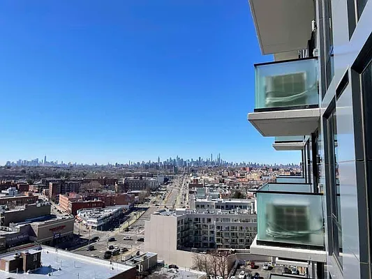 Rented by Apple Realty Group Corp | media 20