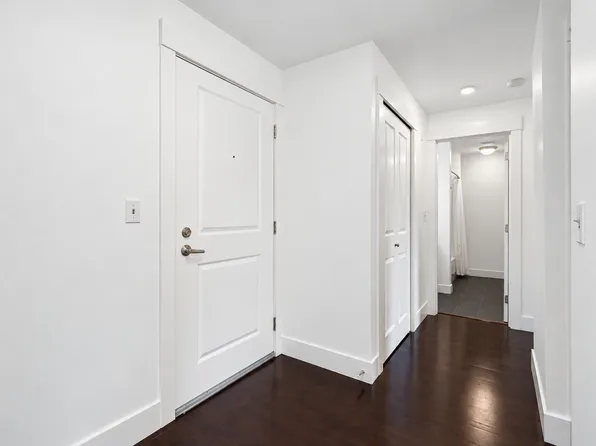 22910 90th Ave W Unit D308, Edmonds, WA 98026