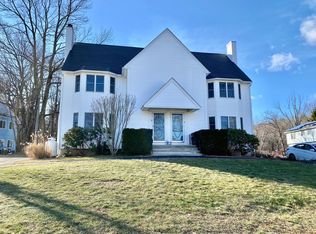 6 Boyd St, Cherry Valley, MA 01611