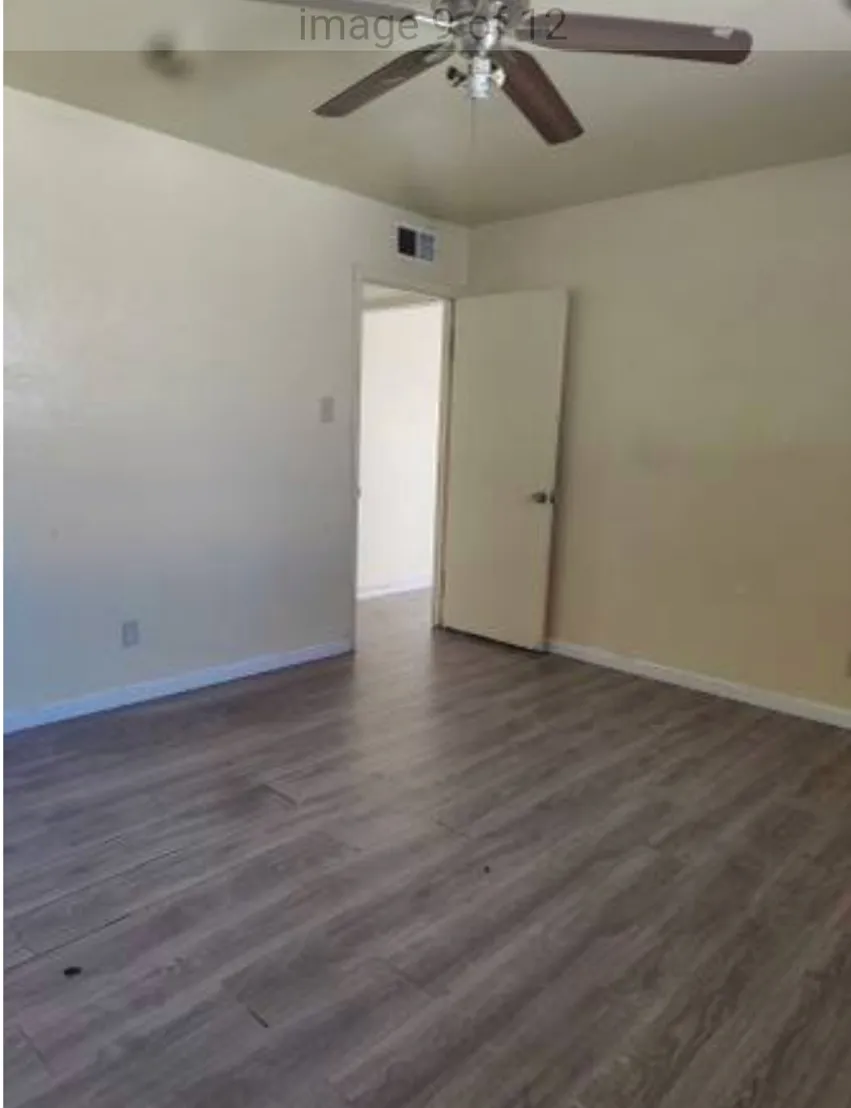 Building Photo - 820 Ortiz Dr SE #A