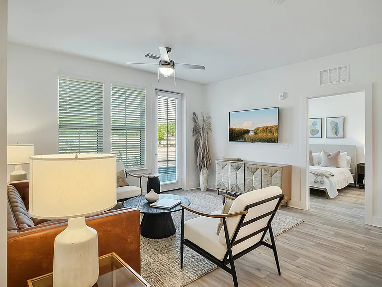 Welcome to the Residences at Sawmill - Luxury Apartment Homes Now Leasing in Summerville, SC