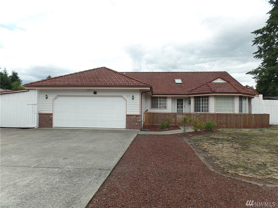 1st image of 1210 Everest Ct SE