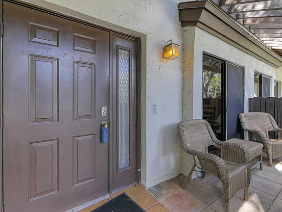 4th image of 4549 Carambola Cir S #27254