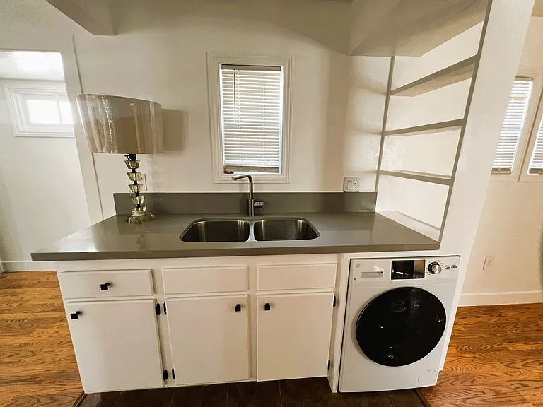6615 E Ocean Blvd — Photo 8