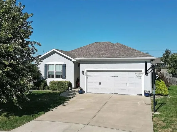 702 Andy Ct, Belton, MO 64012