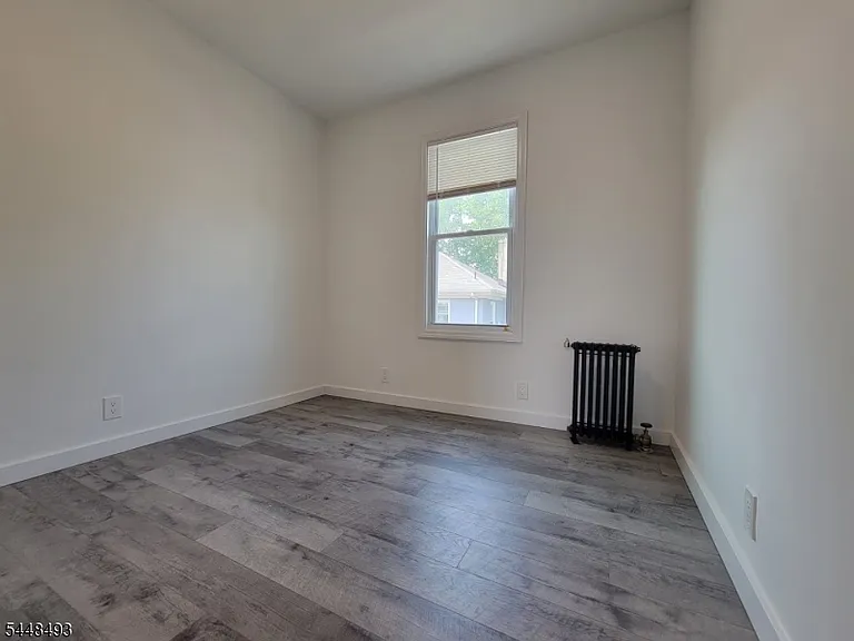 712 W Blancke St — Photo 8