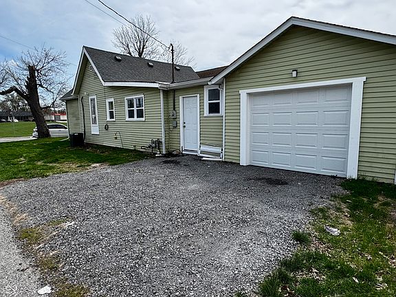 2nd image of 213 Maple St