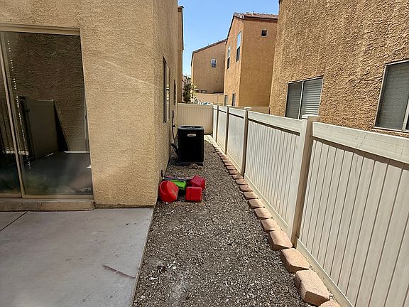 4th image of 5778 Hill Prince Ct