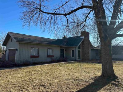 1 Maple Grv, Madison, WI, 53719