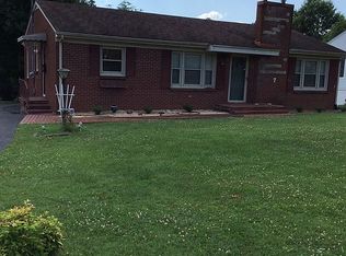 127 Lexington Dr, Glasgow, KY 42141