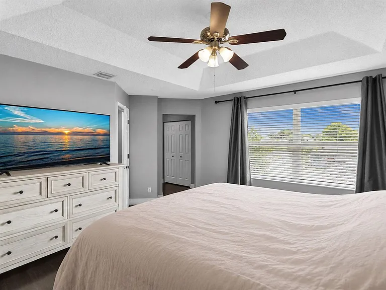 7145 Crescent Creek Way #7145 — Photo 7