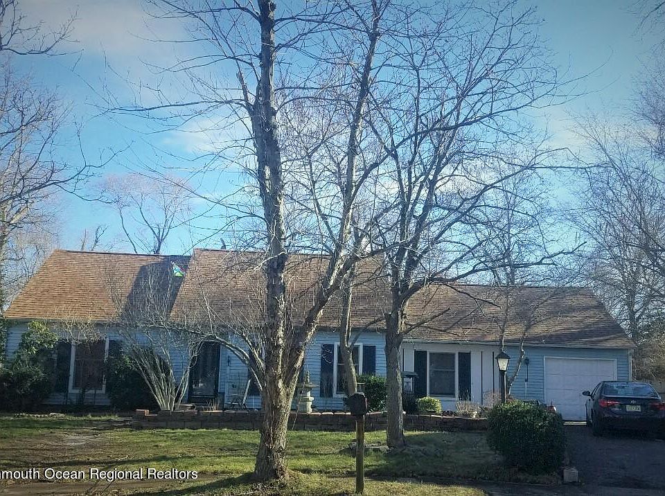 1st image of 15 Drum Ct
