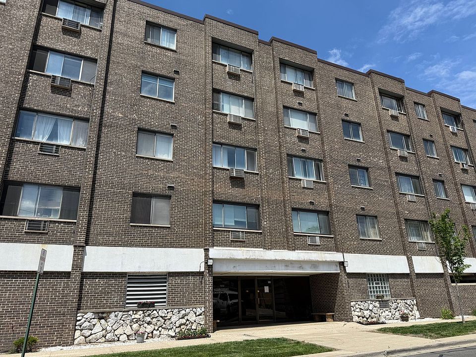 1st image of 7650 Altgeld St #511