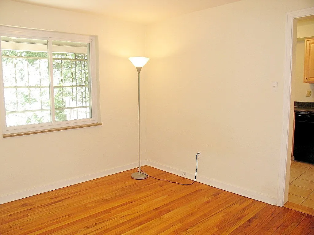 3 bed, 1184 sqft, $1,750 — Photo 4