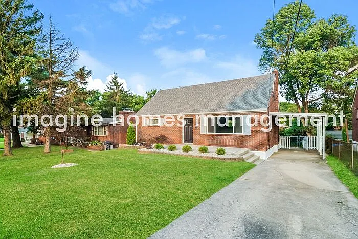 4 bed, 2.0 bath, 1606 sqft, $2,295 — Photo 2