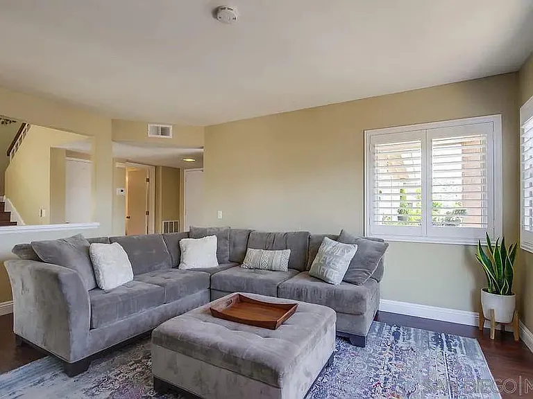 13563 Longfellow Ln — Photo 14