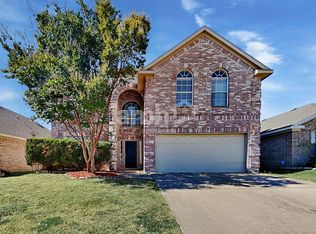 8200 Dynasty Dr, Fort Worth, TX 76123