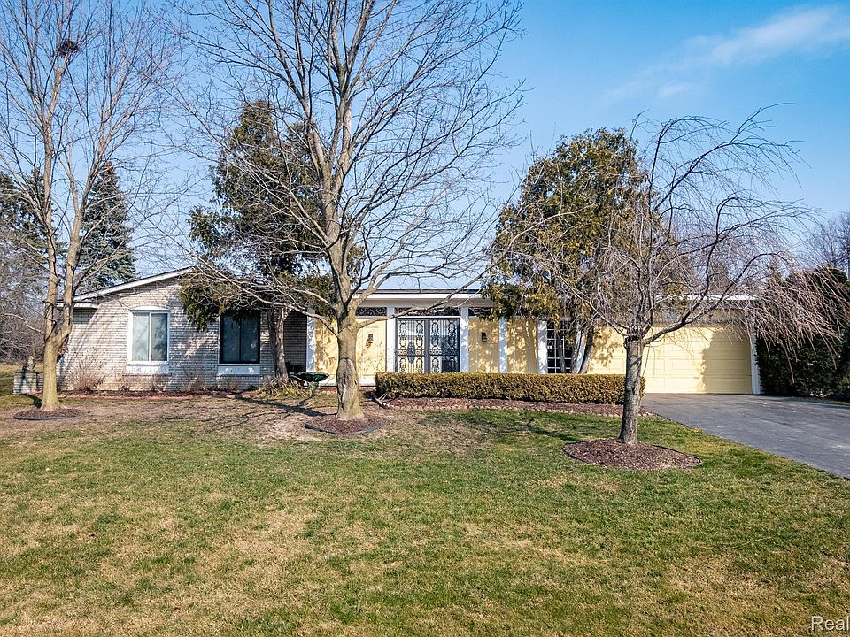 1st image of 3028 Bloomfield Shore Dr