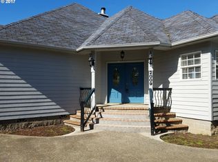 2009 Ridge Water Dr, Sutherlin, OR 97479