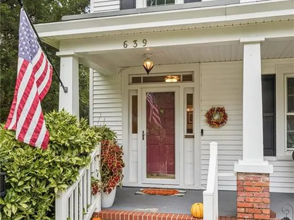 639 Yorktown Rd, Poquoson, VA 23662