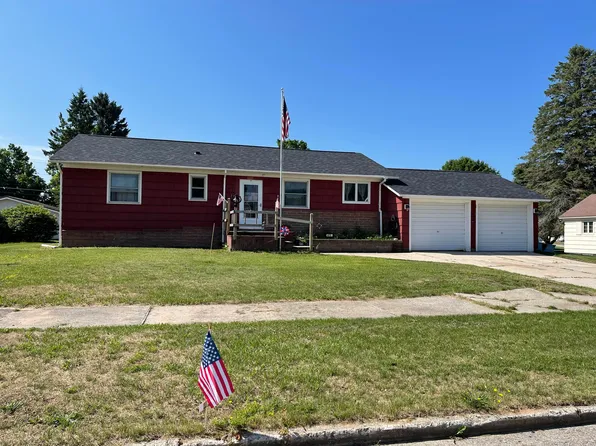 411 W Avenue B, Newberry, MI 49868