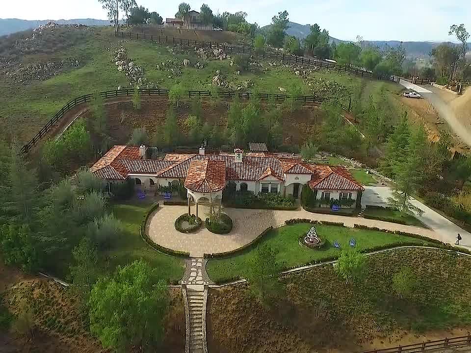 1st image of 39473 Avenida Bonita