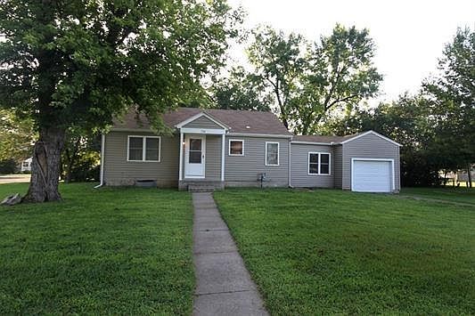 2nd image of 734 Glick Ave