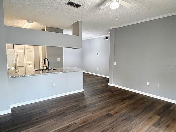 5th image of 413 ARBOR LAKES CIRCLE #413