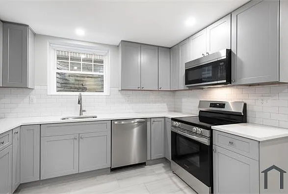 3 bed, $3,350 — Photo 3