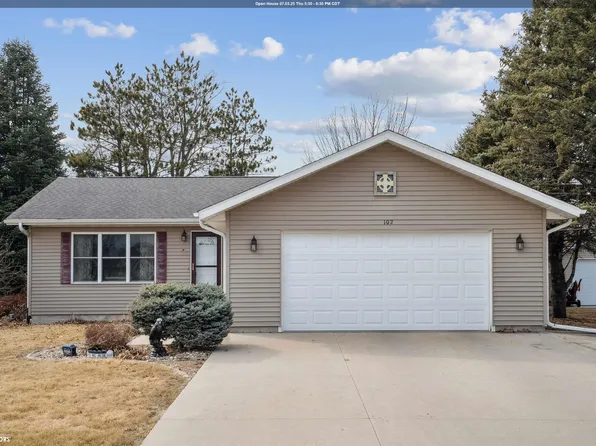 102 S 11th St, Montezuma, IA 50171