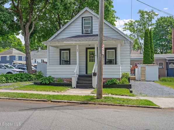 25 Thomson Avenue, Glens Falls, NY 12801