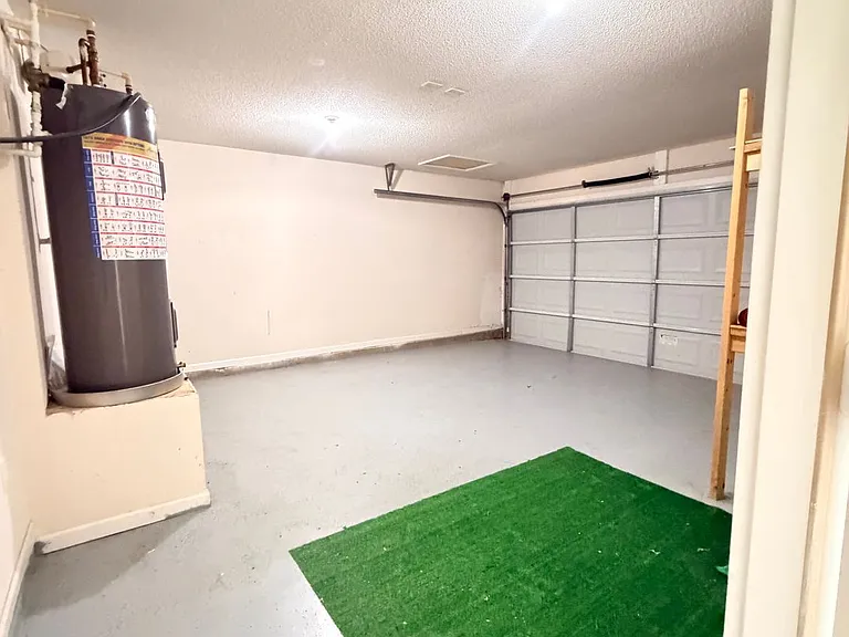 153 Greystone Cir — Photo 31