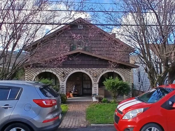 1347 Trevorton Rd, Coal Township, PA 17866