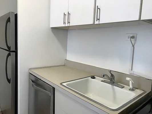 Rented by R New York | media 22