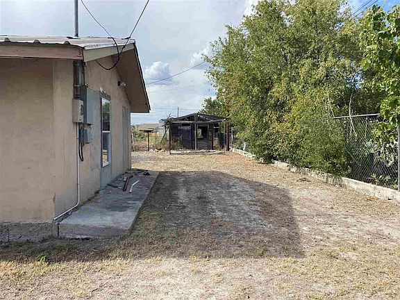 3rd image of 128 Gyna Dr