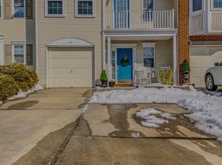 88 La Costa Dr, Blackwood, NJ 08012