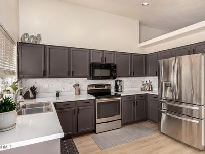 8673 W Palm Ln, Phoenix, AZ, 85037