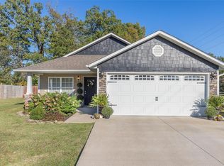 104 Perseverance Dr, Poplar Bluff, MO 63901